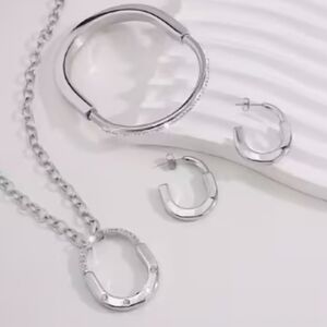 Elegant Stainless Steel Silver Jewelry Set